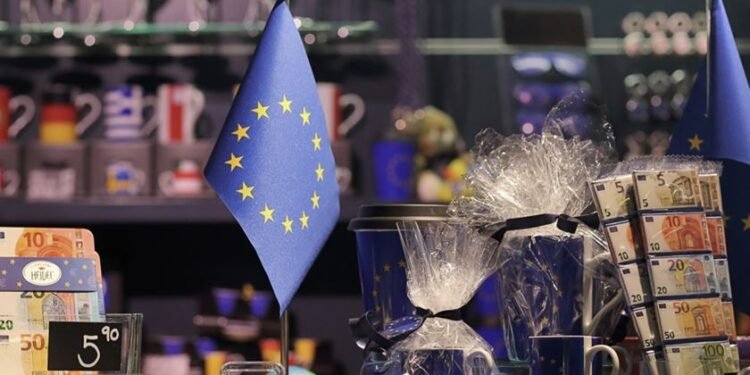 EU Lowers 2026 Eurozone Growth Forecast as Global Trade Risks Loom