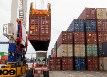 Global Markets on Alert as Europe Moves to Suspend Approval of US Trade Deal