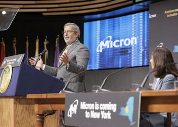 Morgan Stanley Lifts Micron Target as AI Memory Boom Intensifies