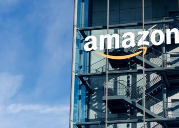 Amazon developing new AI-driven smartphone years after Fire Phone flop: report