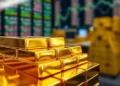 Gold Gains as Oil Pullback and Iran Diplomacy Shift Market Sentiment