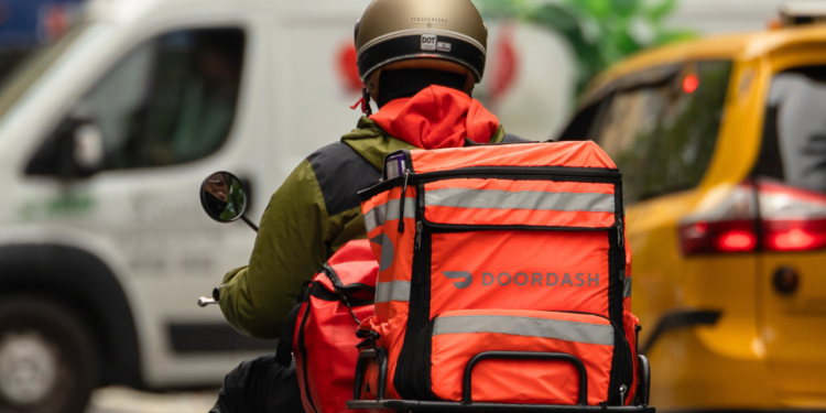 DoorDash rolls out emergency gas relief as prices squeeze drivers