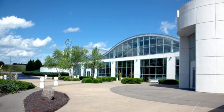 Mercedes-Benz to pour $4B into Alabama plant as Trump tariffs reshape US auto strategy