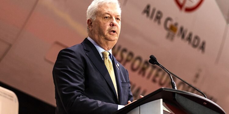 Air Canada CEO announces his retirement 1 week after deadly crash
