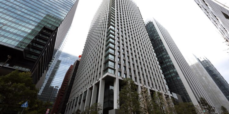 Morgan Stanley cuts 2,500 jobs despite posting record revenue year across all divisions