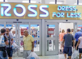 Ross opens more than a dozen new stores amid broader US expansion plan