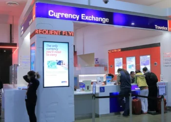 Dollar Holds a Neutral Tone as Traders Await Fresh Macro and Yield Catalysts