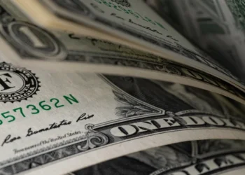 Dollar Bias Stays Soft as Yields and Fed Expectations Keep Pressure On