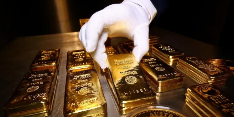 Gold Holds a Firm Intraday Tone as Traders Weigh Broader Consolidation
