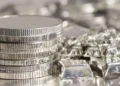 Silver markets steady as gold and dollar drive cautious optimism