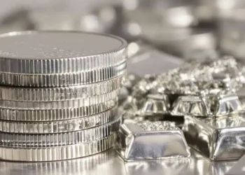 Silver markets steady as gold and dollar drive cautious optimism