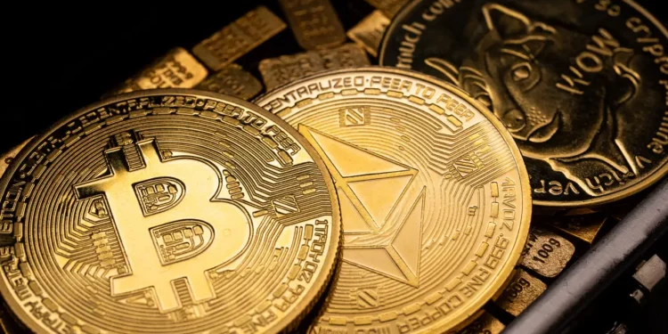 Crypto markets steady as Bitcoin, Ethereum hold near ranges amid mixed macro signals