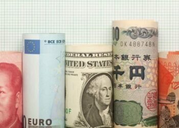 Dollar Holds Ground as Fed Outlook Shapes FX Across G-10