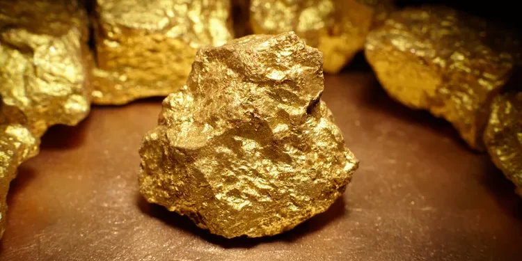 Gold Slips as Bearish Intraday Momentum and Macro Caution Weigh on Sentiment