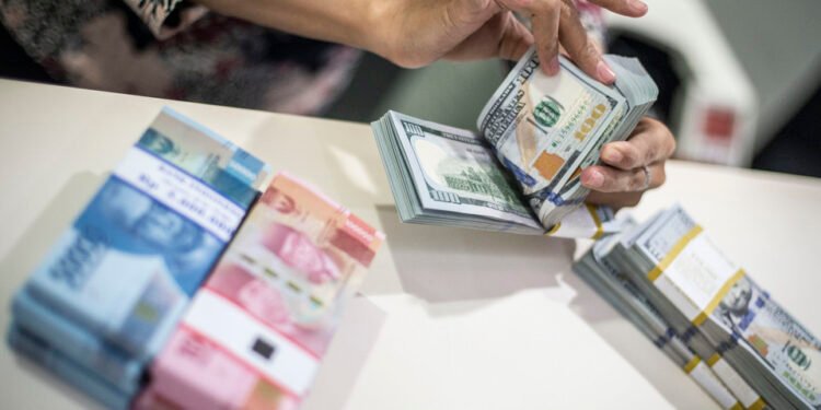 Dollar Softens as Yield Support Fades and Risk Appetite Improves