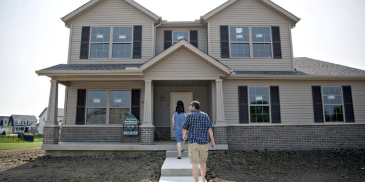 Mortgage rates fall for first time in weeks after US-Iran ceasefire