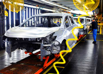 Americans ditch EVs for bigger vehicles as auto trends reverse